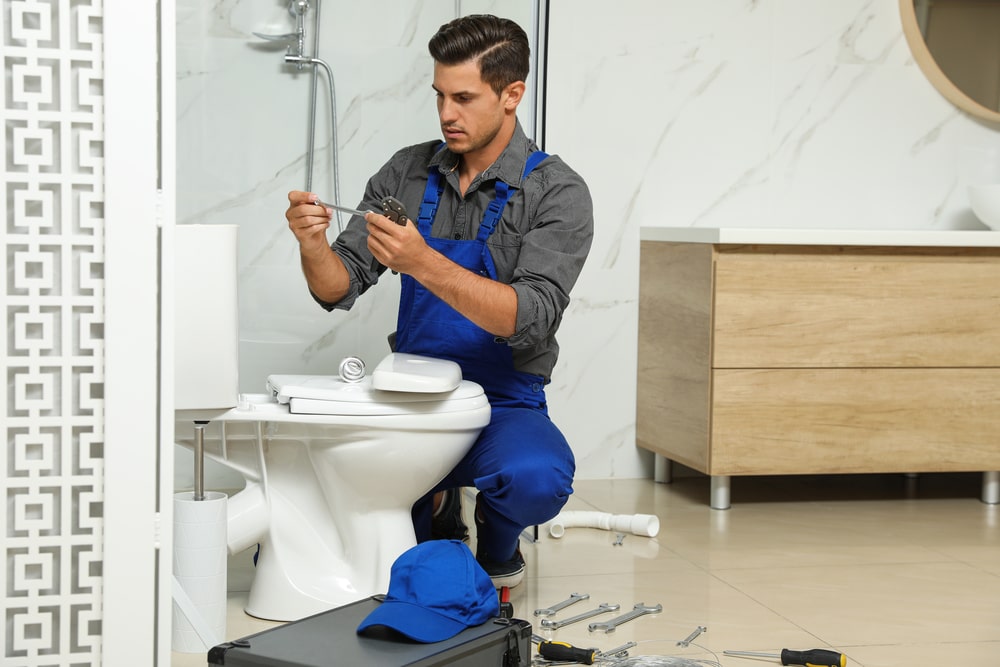 Come riparare il rubinetto galleggiante del WC